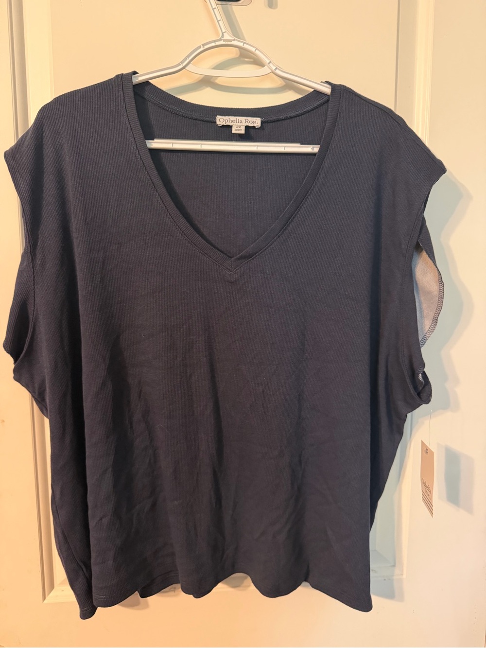 Cynthia Rowley Navy V-Neck Cap Sleeve Tee